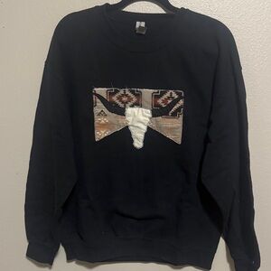 Black western crewneck